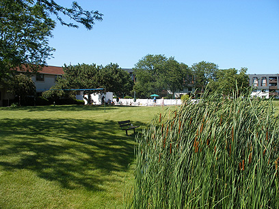 Property Photo/Whispering Lake/Lake Bluff, IL